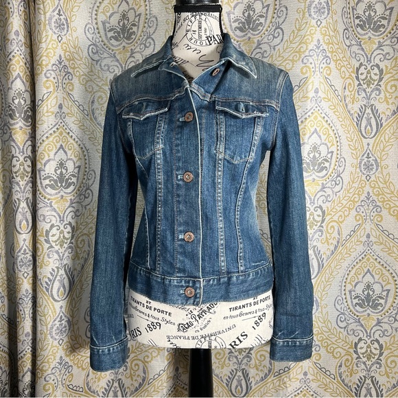 Gap Denim Jacket - Size XS - Picture 2 of 15